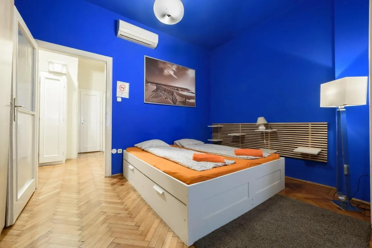 City Pulse King Street Top Location Budapest